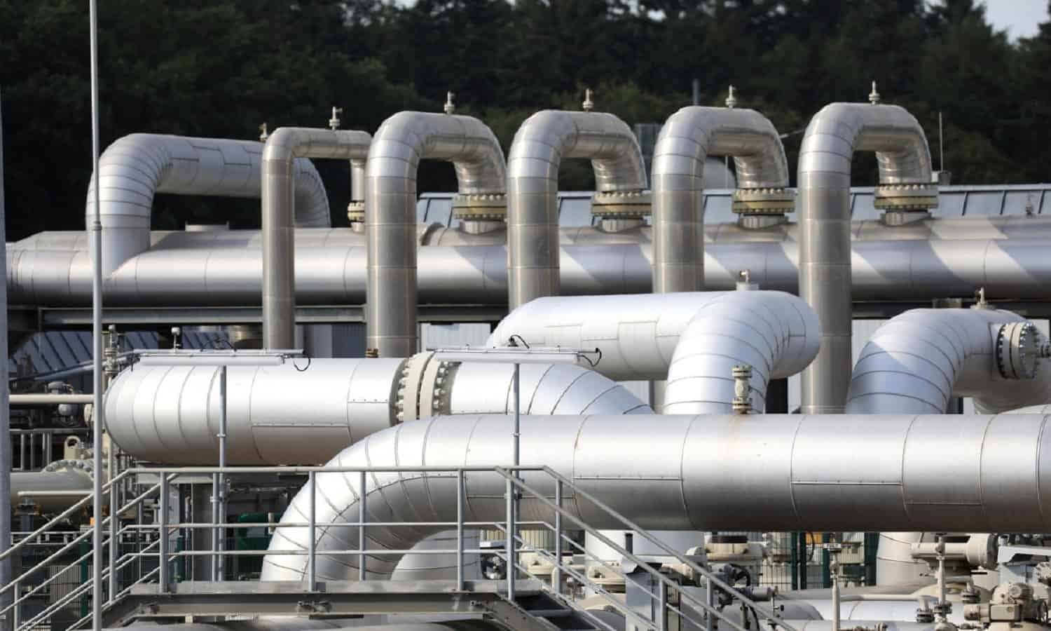 المالية والصناعية توضح مدى تأثرها بقرار خفض إمدادات الغاز الطبيعي 